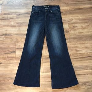 Express jeans 2R Wide Leg Flare mid rise